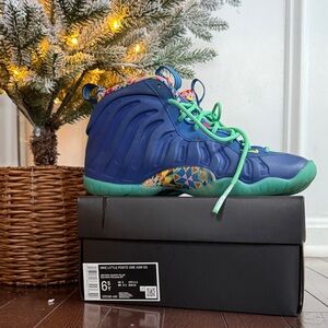 Nike Kids Sneakers - Blue and Green